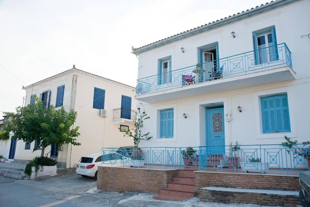 Areti'S Captain'S House With Private Terrace Galaxidi Luaran gambar
